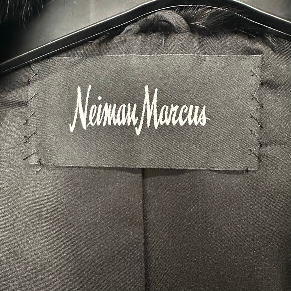 ✨ Vintage Neiman Marcus Black Mink Fur Coat – Classic Mid-Length Luxury Size L ✨ - Picture 15 of 16